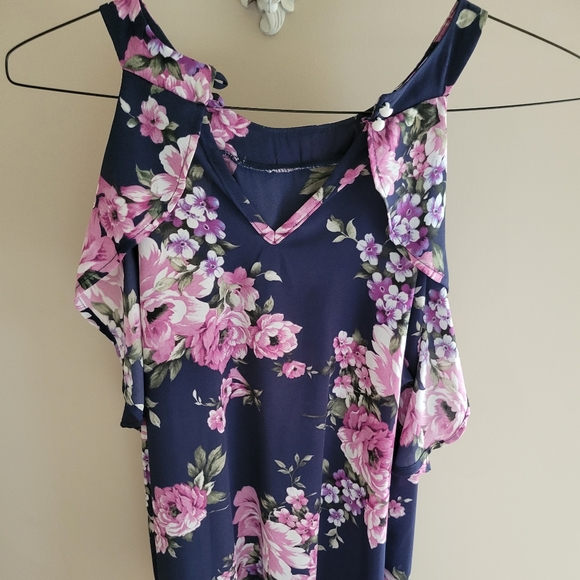 Floral Blouse - Picture 2 of 2